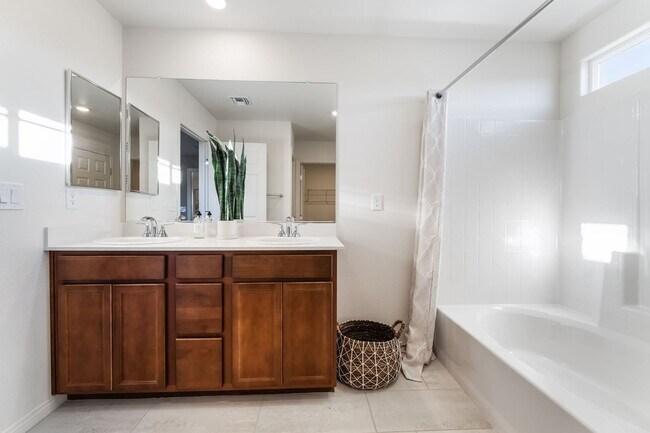 Building Photo - Be the first to live in this brand-new expansive two-story former model home!