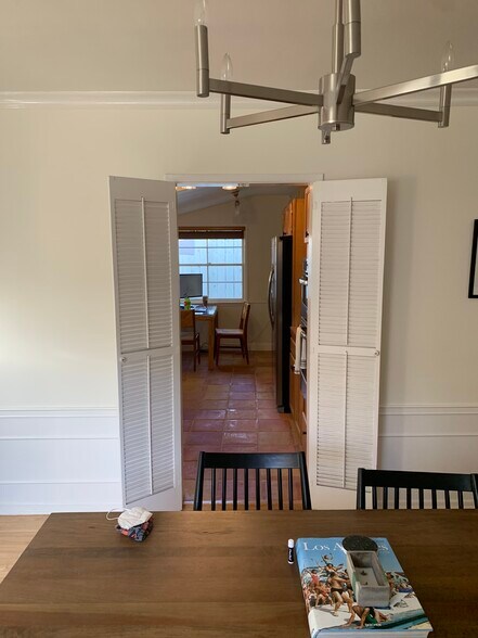 Dining to kitchen - 11425 Cashmere St