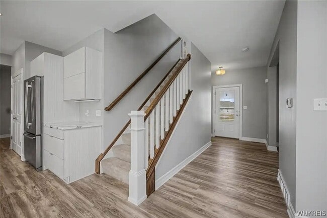 Building Photo - 46 Eagleview Dr