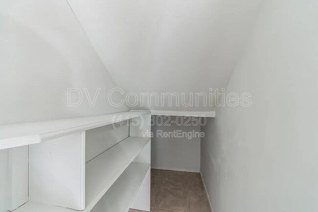 Building Photo - 4702 N Cashel Cir