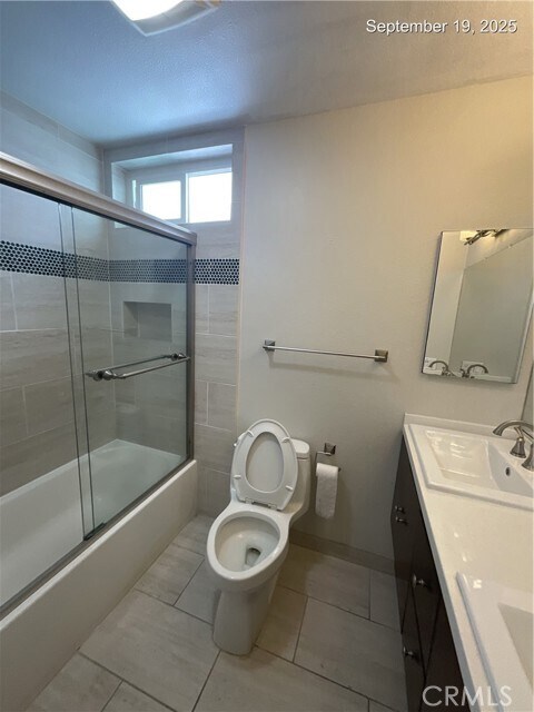 Building Photo - 34021 Granada Dr