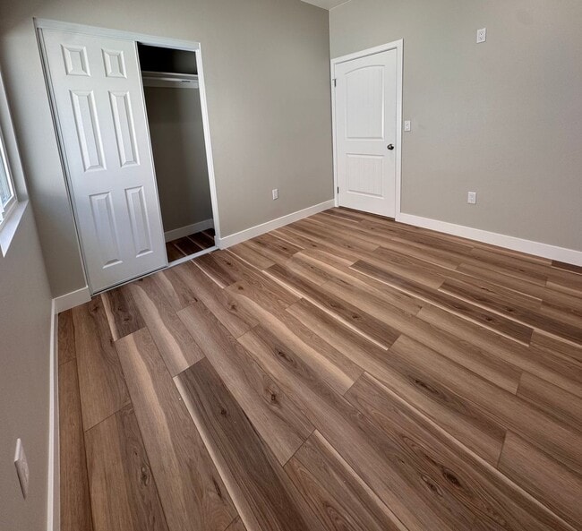 Building Photo - ADU Fountain Valley