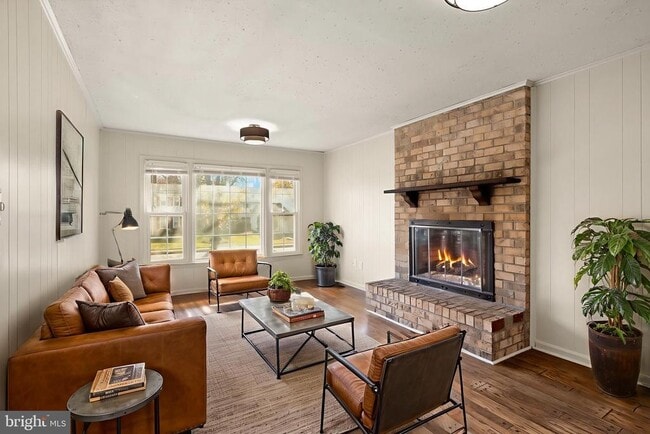 Building Photo - 13814 Leighfield St