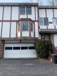 Building Photo - Galen Drive-942