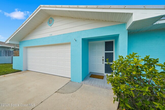 Building Photo - 1172 Bay Dr E