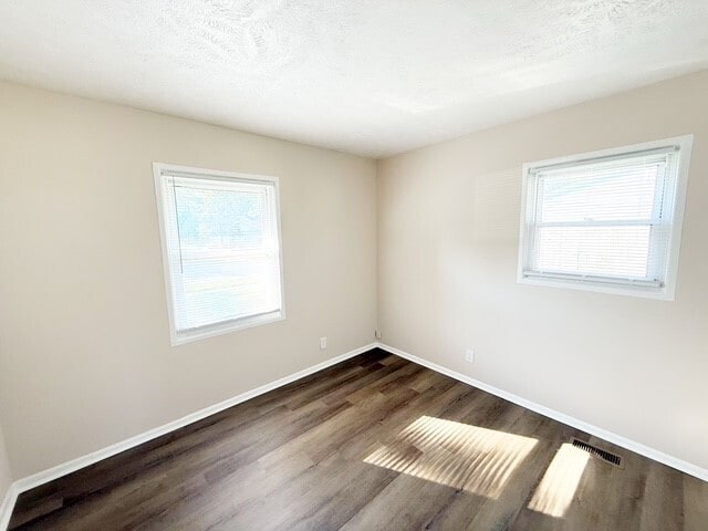 Building Photo - 2726 N Routiers Ave