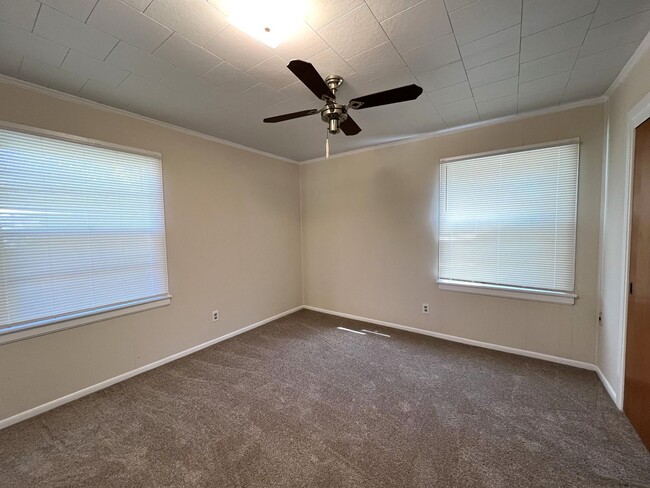 Building Photo - Prattville Rental!