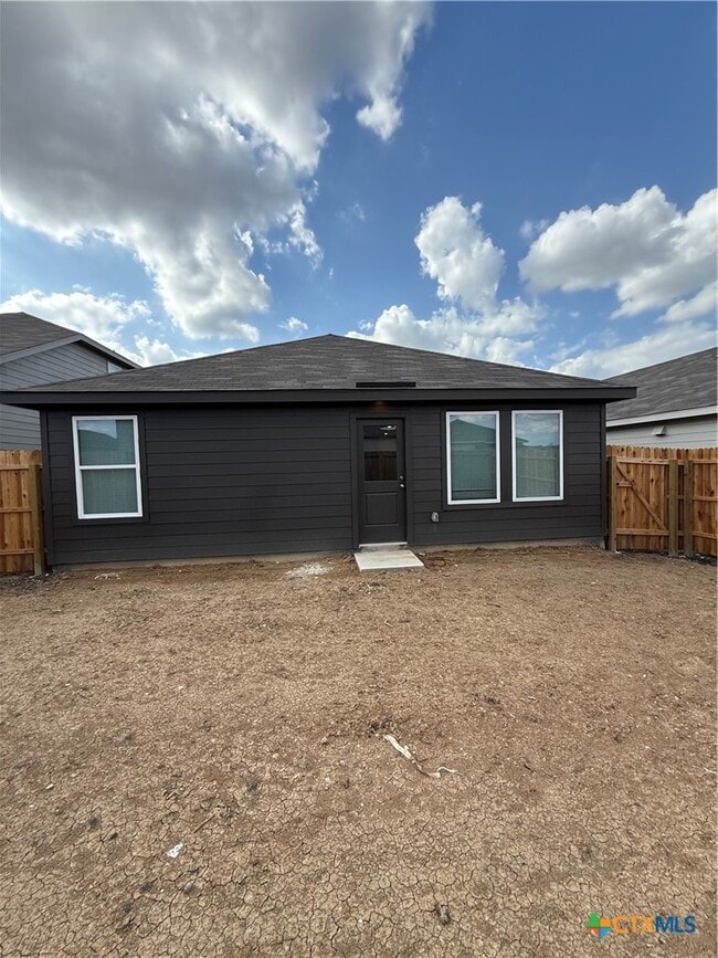 Building Photo - 315 Moscato Rd