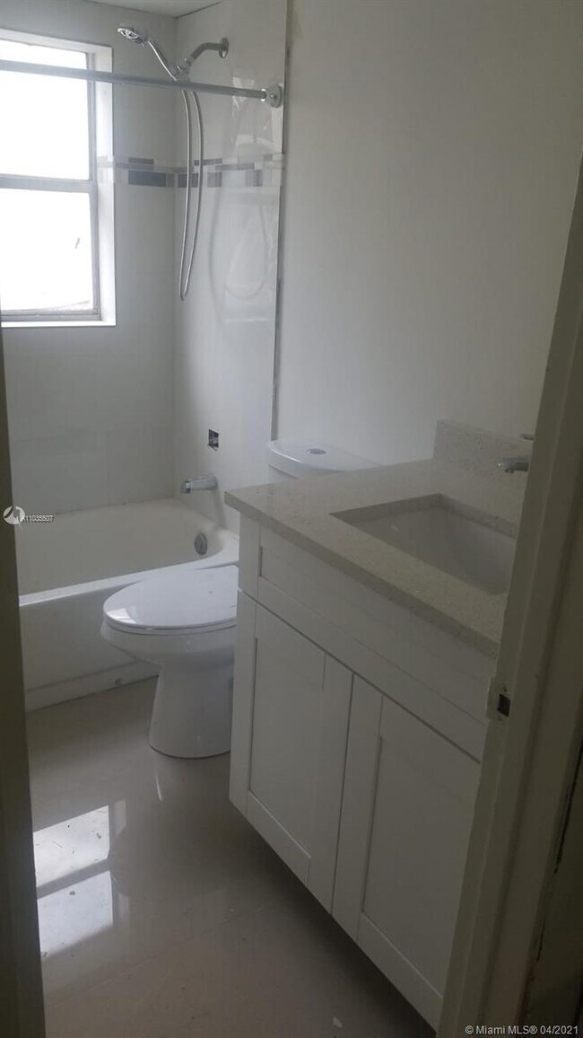 Building Photo - 3248 Coral Ridge Dr