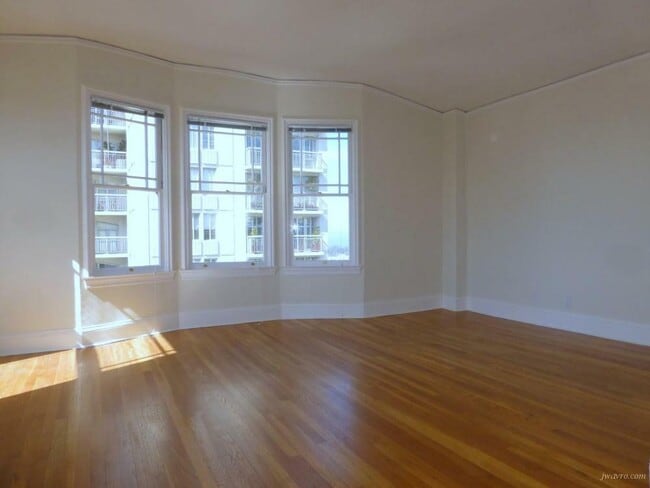 Building Photo - 2201 Pacific Ave