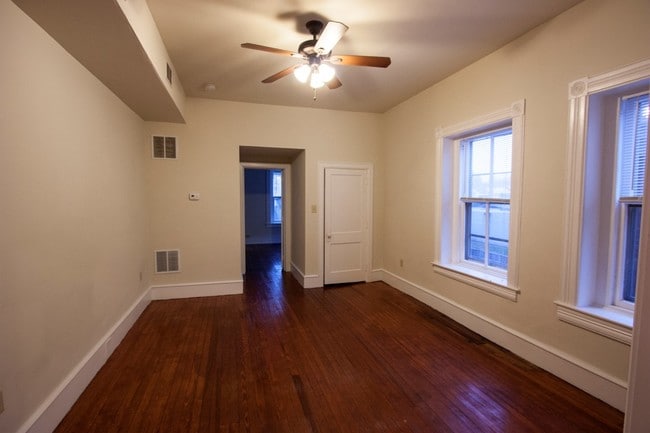 Building Photo - Aldine Apartments