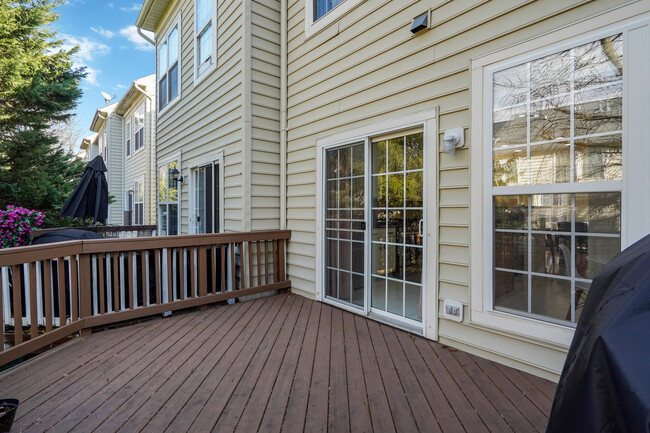 Building Photo - 4158 Timber Log Way