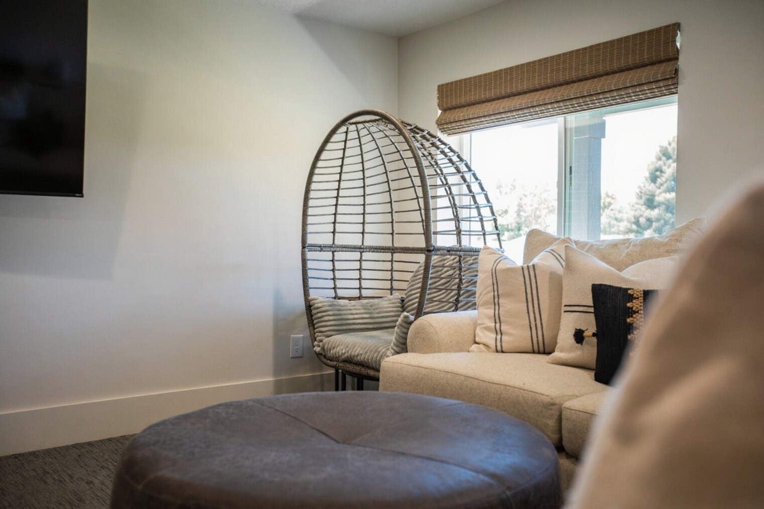 Building Photo - 160 W 1600 S