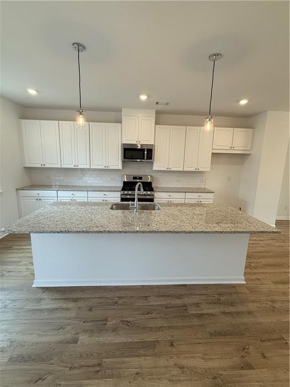 Building Photo - 407 Nix Ln