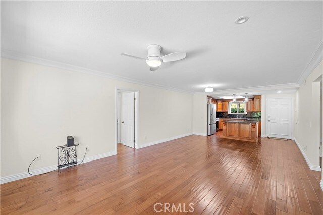 Building Photo - 31654 W Nine Dr