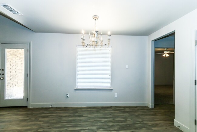 Building Photo - 3807 133rd St