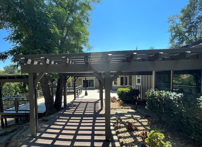 Building Photo - 2626 Mt Diablo Scenic Blvd