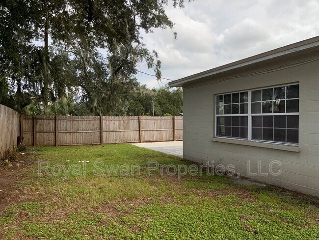 Building Photo - 1644 Tangerine St