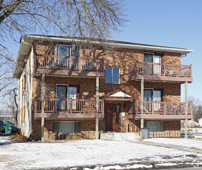1500 Elrose Ct 1500 Elrose Ct South Saint Paul MN 55075 Apartment