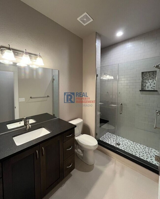 Building Photo - 1912 Tidewater Ln