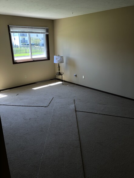 Living Room - 1713 Rockingham Dr
