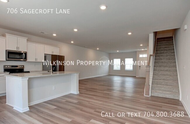 Building Photo - 706 Sagecroft Ln