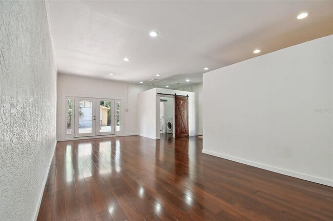 Building Photo - 1925 52nd St S