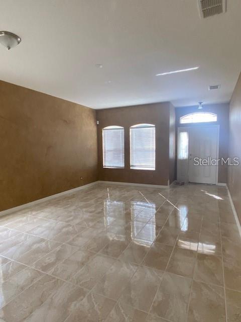 Building Photo - 4905 Alavista Dr