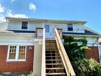 Building Photo - 746 Summit Ave