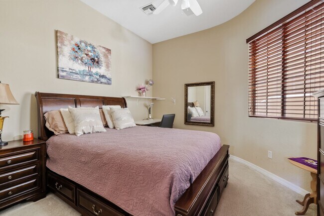 Building Photo - For Rent | 2 Bed | 2 Bath | Desert Dawn Condo in Toscano Villas