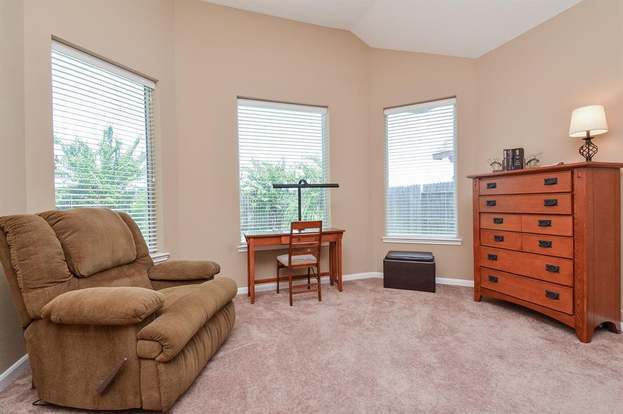 Building Photo - 2715 Farlow Ln