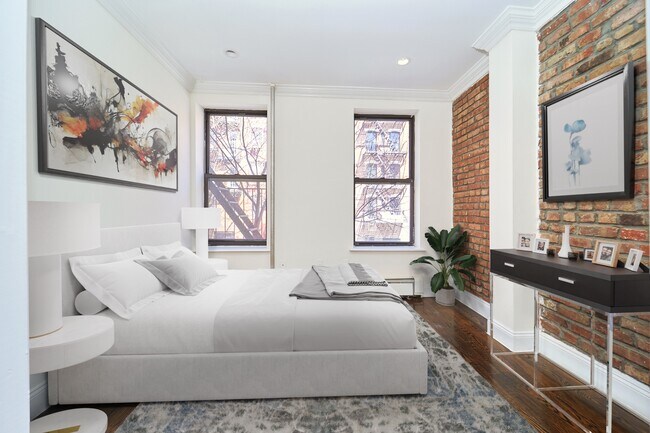 Building Photo - East 13th Street