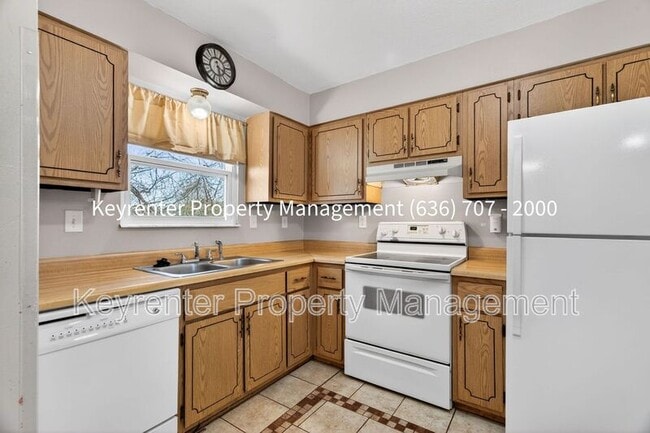 Building Photo - 2714 Cherry Brook Dr