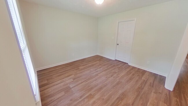 Building Photo - 6778 Buttermere Dr