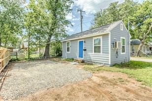 Building Photo - 1016 S Chester St