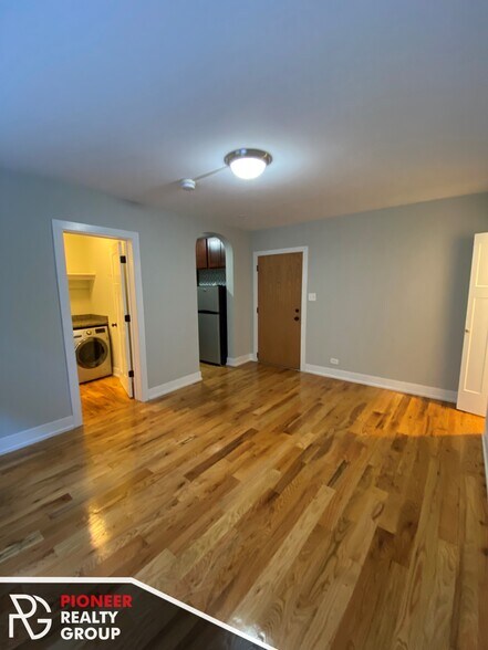 Building Photo - 512 W Arlington Pl
