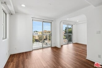 Building Photo - 12010 Texas Ave