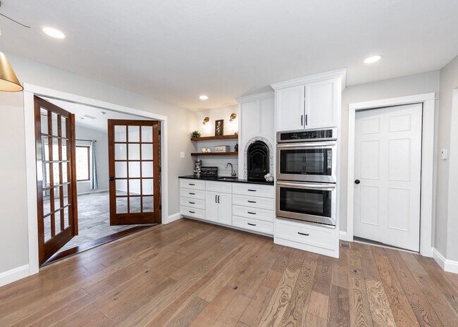 Building Photo - Cozy Home Centrally located Colorado Sprin...