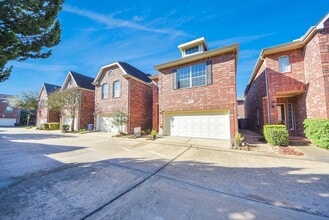 Building Photo - 1510 Olive Park