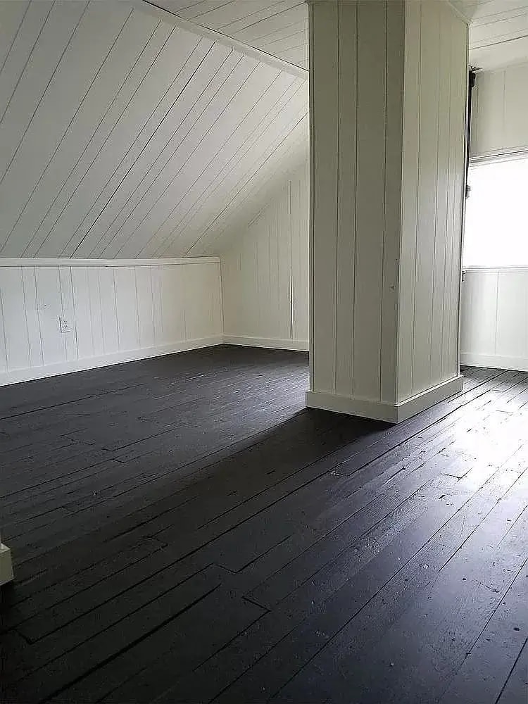 4th Finished Attic Room - 1317 N 6th St