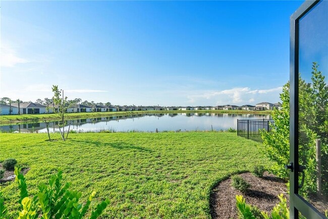 Building Photo - 17604 Fallen Br Wy