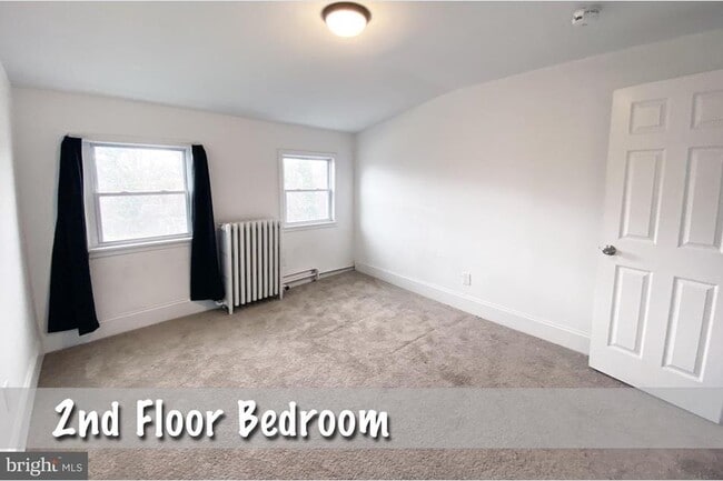 Building Photo - 5107 Midwood Ave