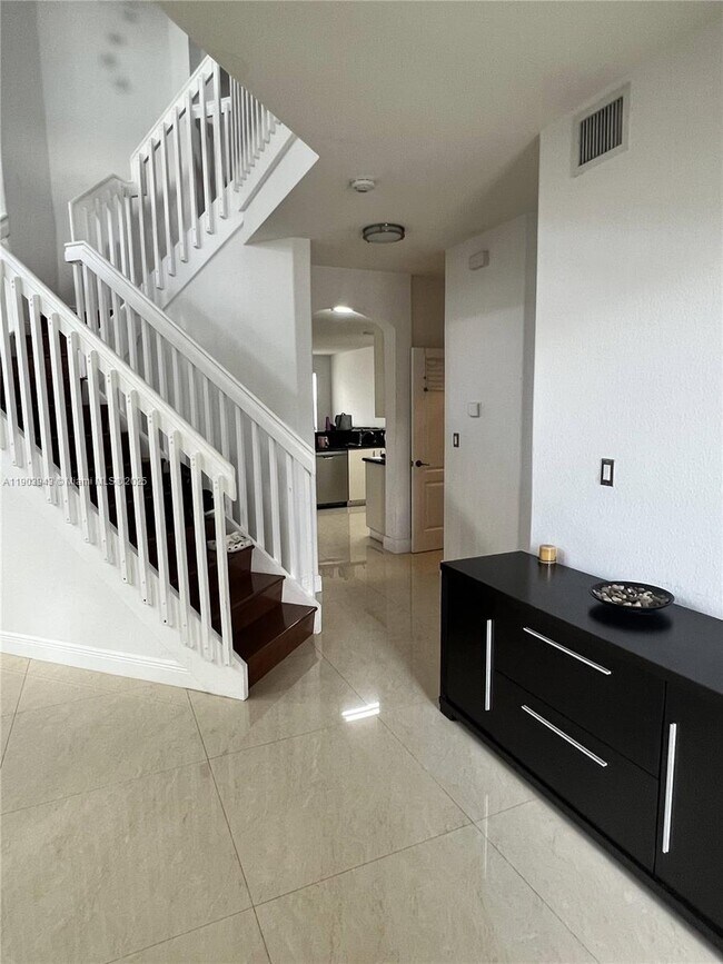 Building Photo - 11161 NW 77th Terrace