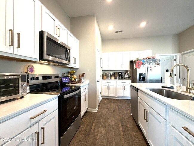 Building Photo - 12543 Rubber Fig Ter