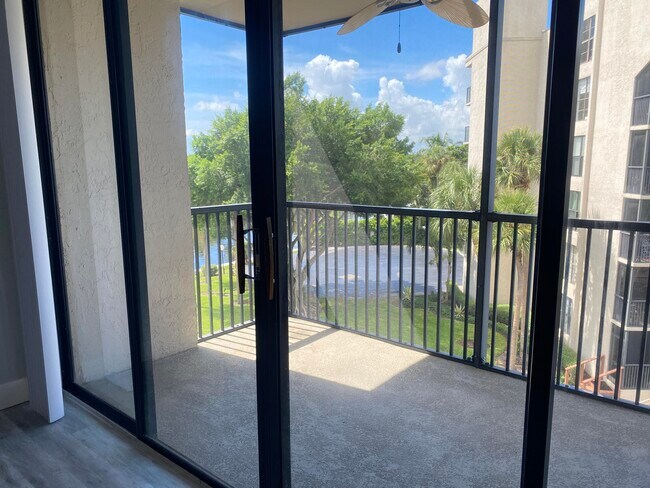 Building Photo - 20 Royal Palm Way