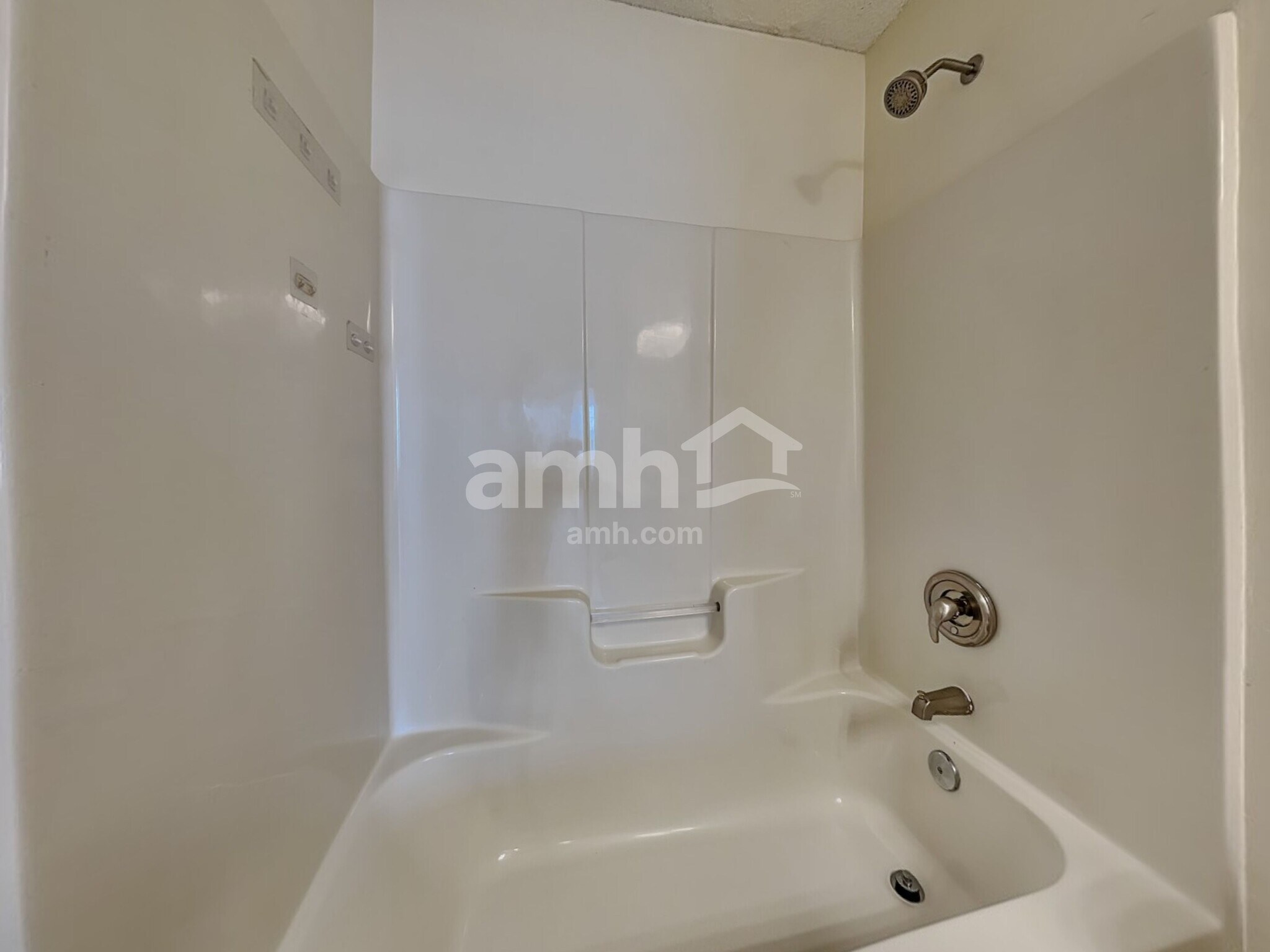 Building Photo - 4533 Hyperion Ct