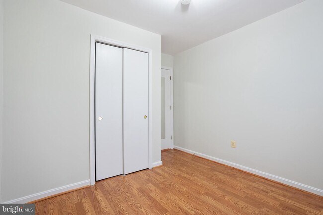 Building Photo - 8729 36th Ave