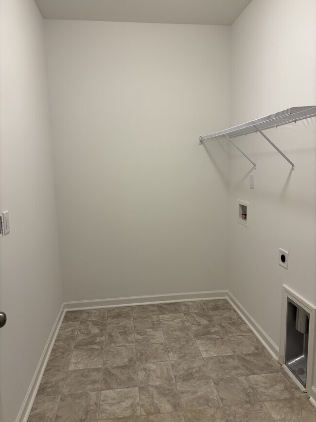 Building Photo - 113 Benson Vlg Dr