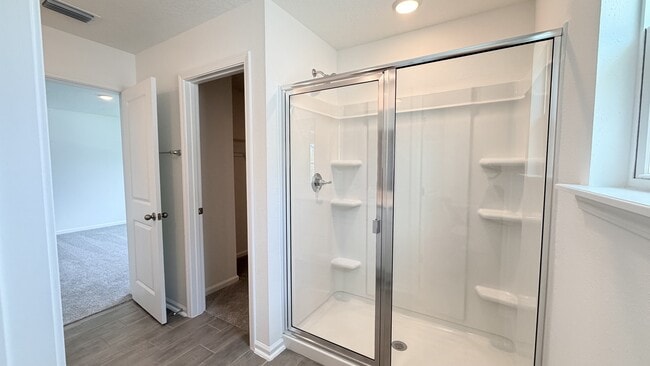 Building Photo - 6039 Oracle Ct