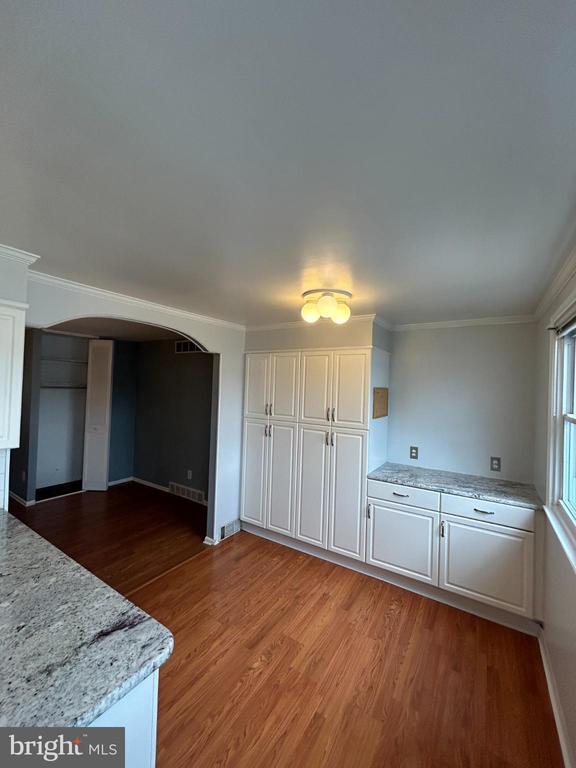 Building Photo - 10830 Perrin Rd